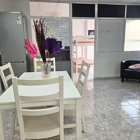 Ostello Coliving By Amazzzing Travel Corralejo