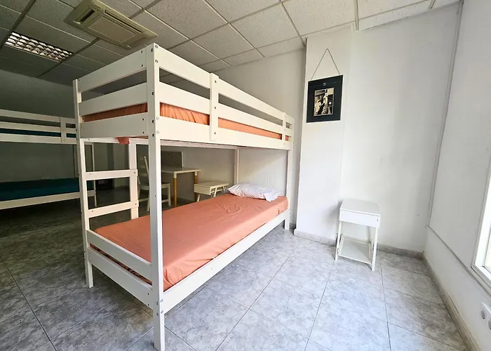 Coliving By Amazzzing Travel Hostel