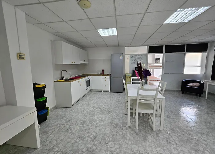 Coliving By Amazzzing Travel * Κοραλέχο