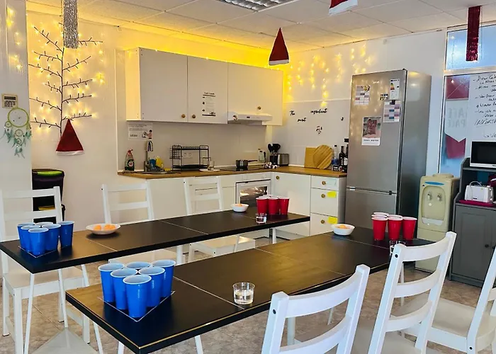 Hostel Coliving By Amazzzing Travel *