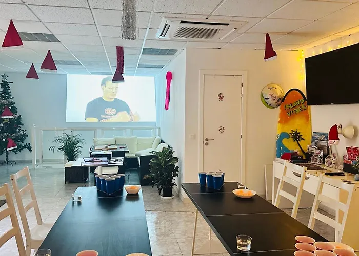 Coliving By Amazzzing Travel Hostel